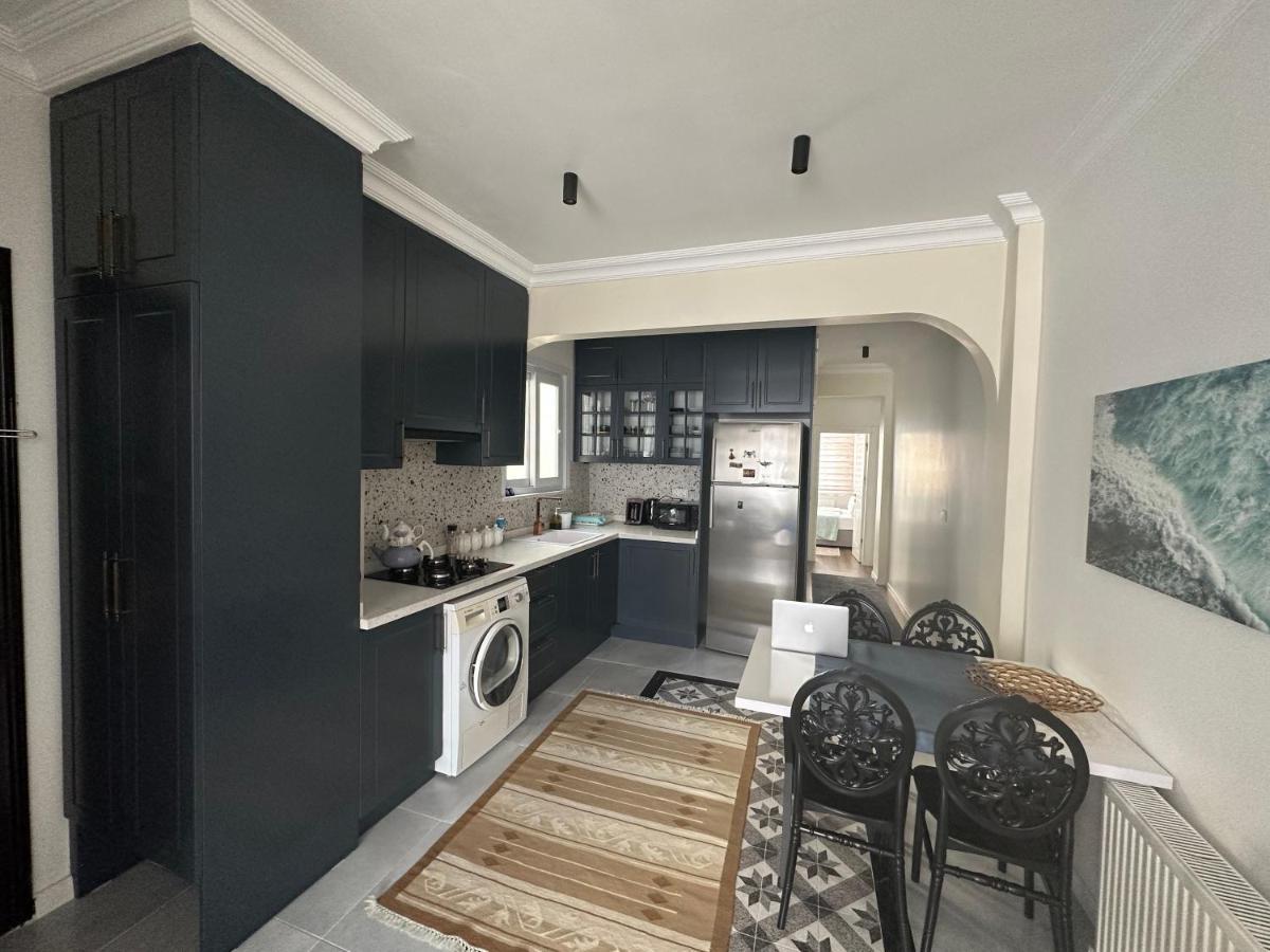Center Of City In Besiktas 2 Plus 1 With 2 Bathroom And 3 Air Conditioner Istambul Exterior foto