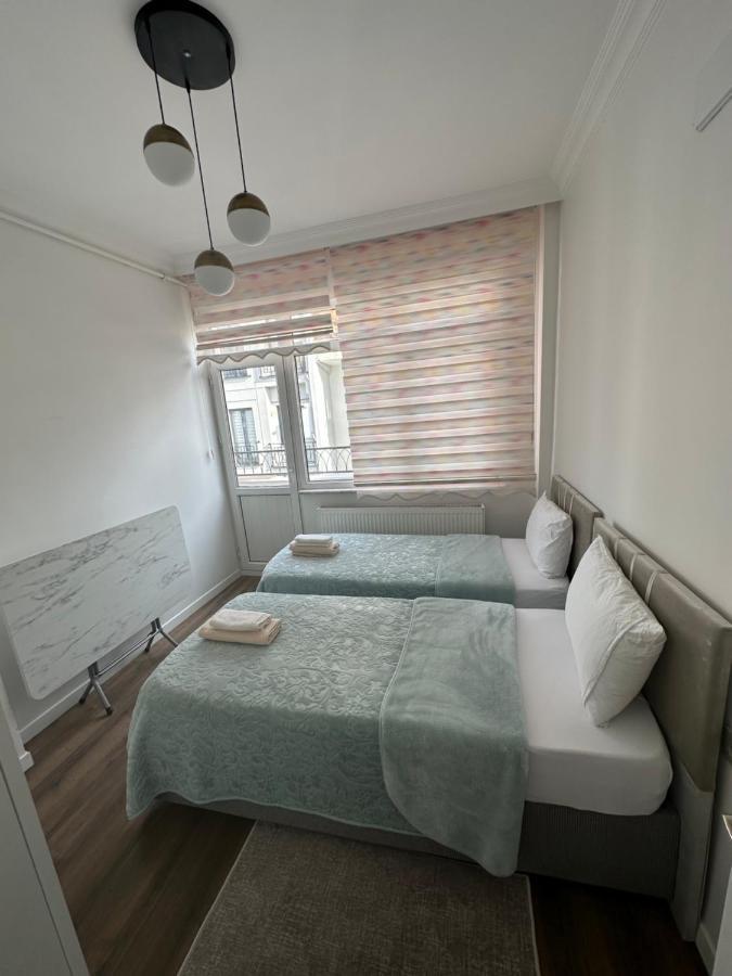 Center Of City In Besiktas 2 Plus 1 With 2 Bathroom And 3 Air Conditioner Istambul Exterior foto